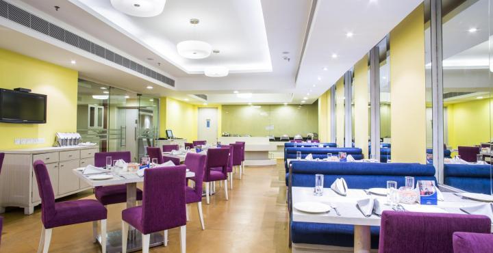 Sarovar Portico Naraina, Hotel Neu-Delhi Exterior foto